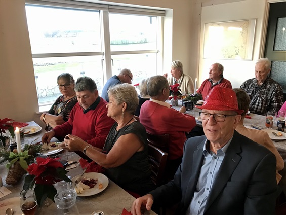 i284571214505655409._msw565h424_szw565h424_